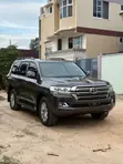 Toyota Land Cruiser 4.6 V8 GXR 2019 Gray - 5