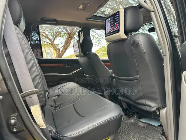 Toyota Land Cruiser Prado 2007 Black - 1