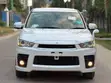 Mitsubishi Outlander 2010 White - 2