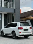2017 Toyota Land Cruiser V8 Twin Turbo - 4