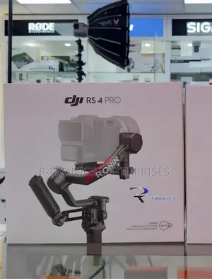 DJI RS 4 Pro Combo 3-Axis Gimbal Stabilizer