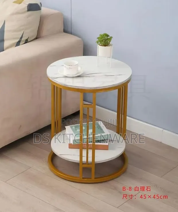 Wood-Mode Round Outdoor Sofa - 1