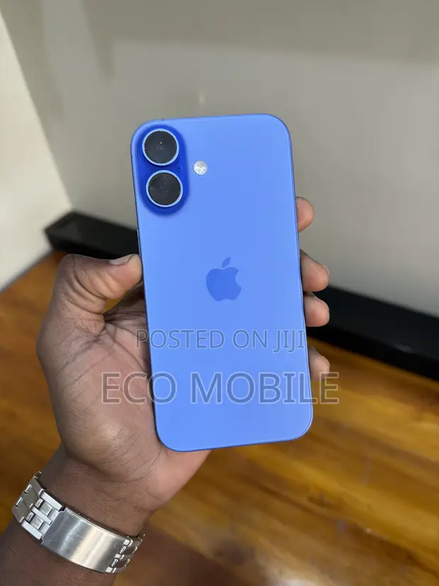 Apple iPhone 16 128GB Used - 1