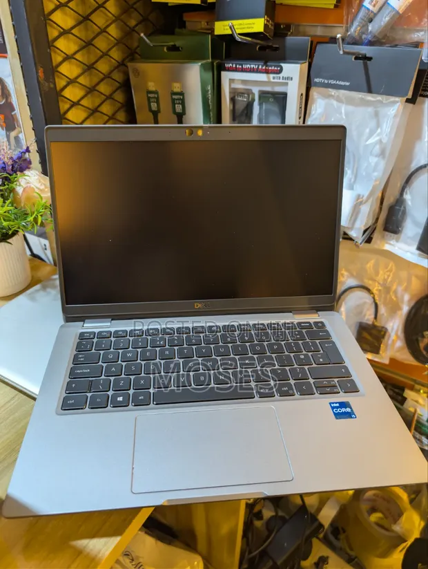 Dell Latitude 5320 Laptop 16GB RAM, 256GB SSD - 1