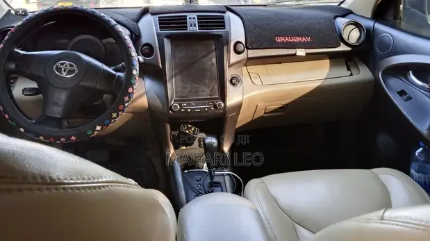 Toyota Vanguard 2009 Gray - 1