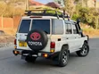 Toyota Land Cruiser 2010 White - 2