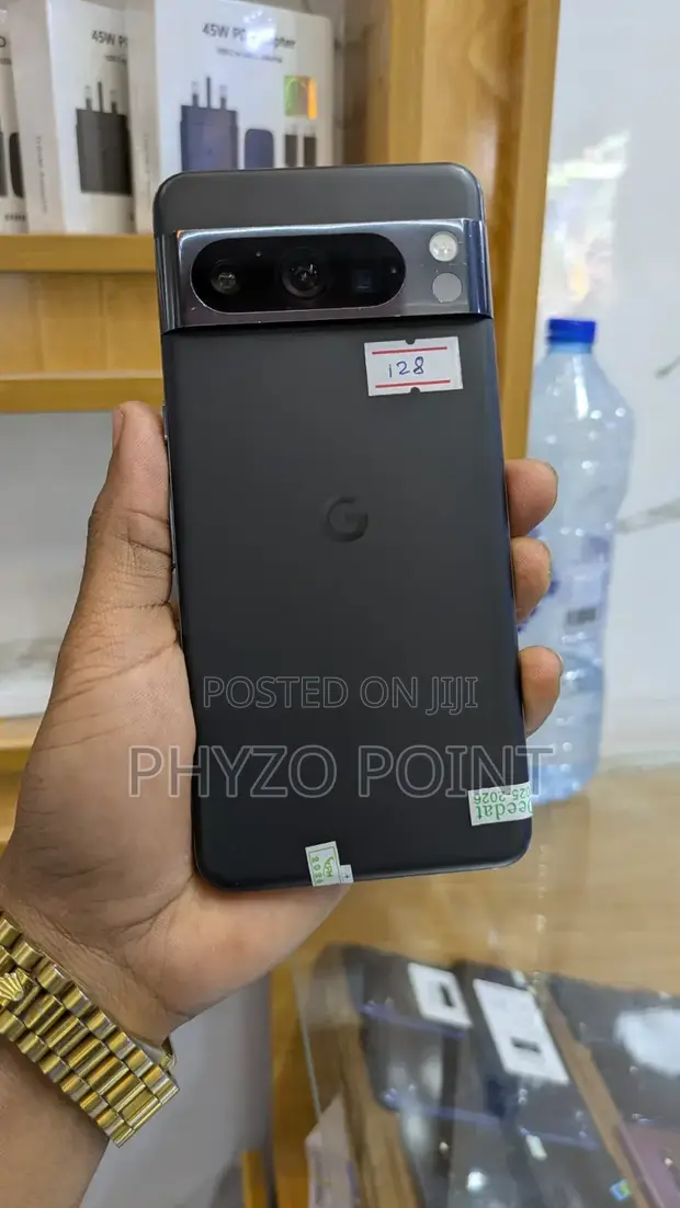 Google Pixel 8 Pro 128GB Black - 1