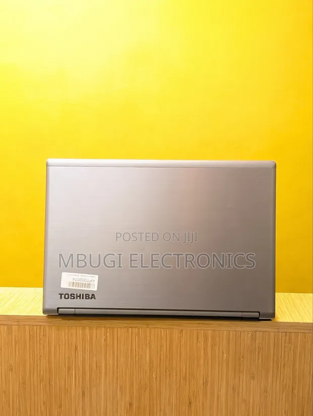 New Toshiba Tecra Z50 Laptop: 8GB RAM, 256GB SSD, Intel Core i5 - 1