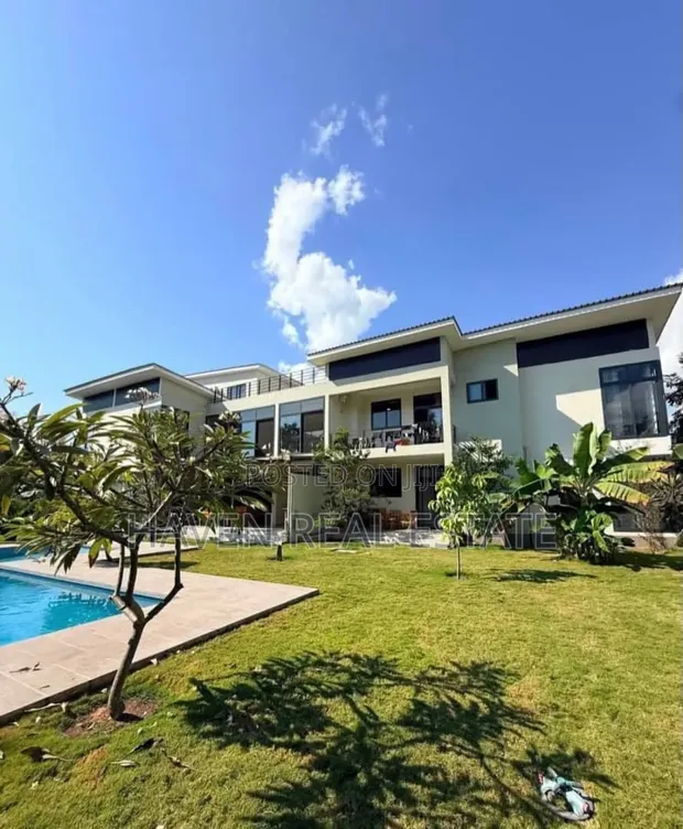 Furnished 1 Bedroom Apartment in Oyster Bay for Rent - 1