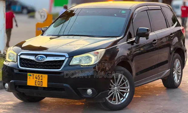 Subaru Forester 2014 Black - 1