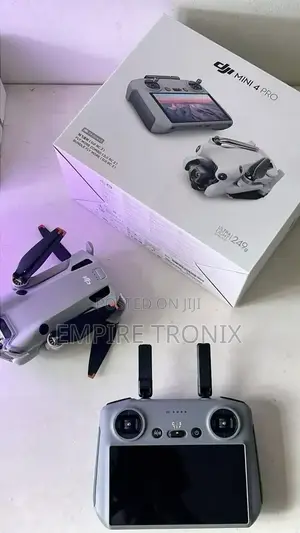 DJI Mini 4 Pro Fly More Combo (DJI RC 2) Global