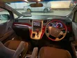 Toyota Vellfire 2010 White - 5