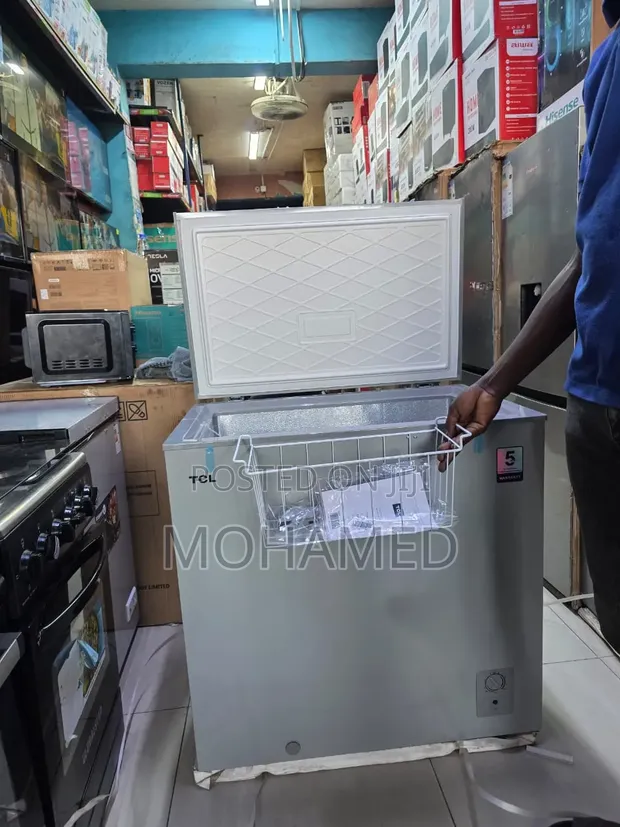 TCL Chest Freezer L200 - 1