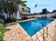 4 Bedroom House for Rent in Oyster Bay - 1