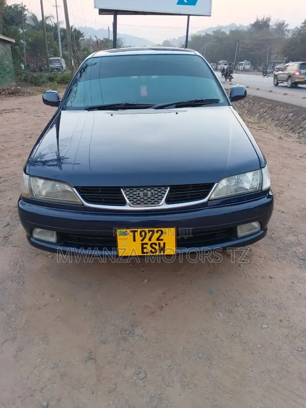 Toyota Carina SI 2000 - 1
