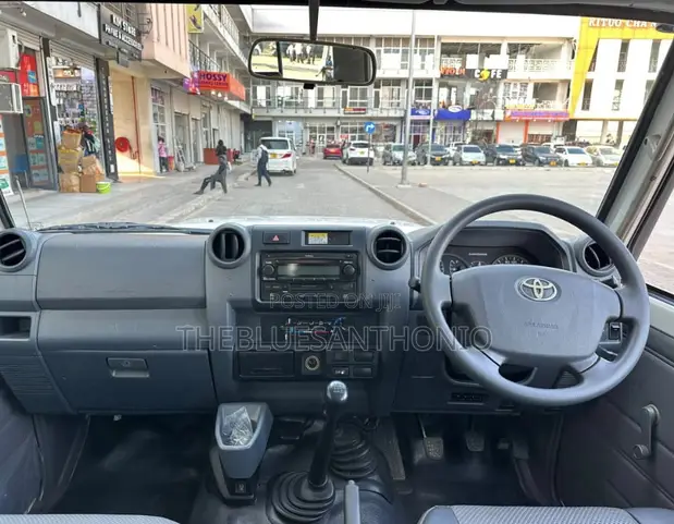 Toyota Land Cruiser Hardtop 2014 - 1