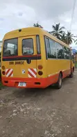 Mitsubishi Fuso Rosa 2006 - Njano - 1