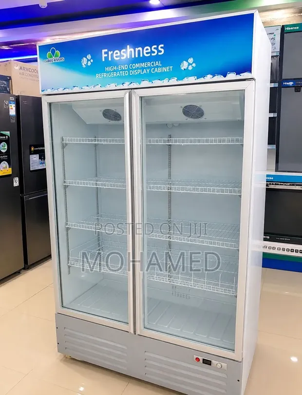 Three Rivers Showcase Fridge 680L - 1