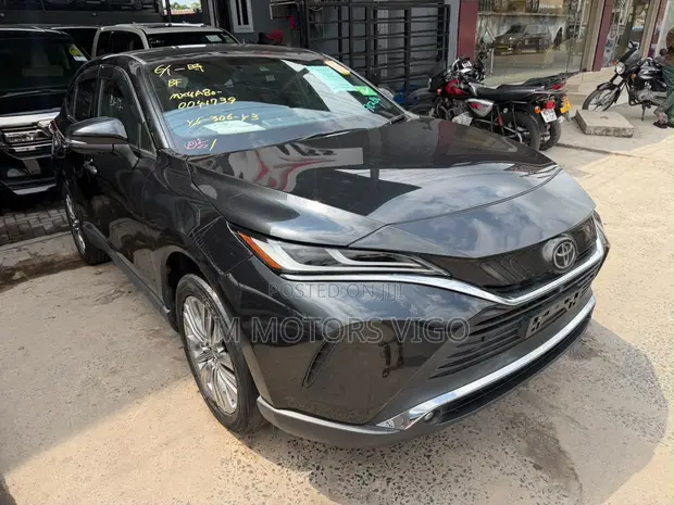 Toyota Harrier Z Package 2020 Black - 1