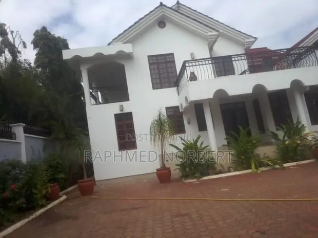 5-Bedroom House for Rent, Central Business Area - 1