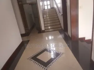 5-Bedroom House for Rent, Central Business Area