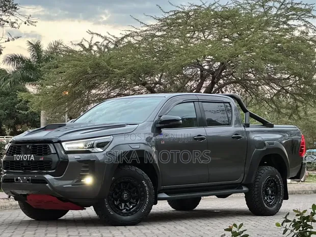 2023 Toyota Hilux GR Sport Double Cabin - 1