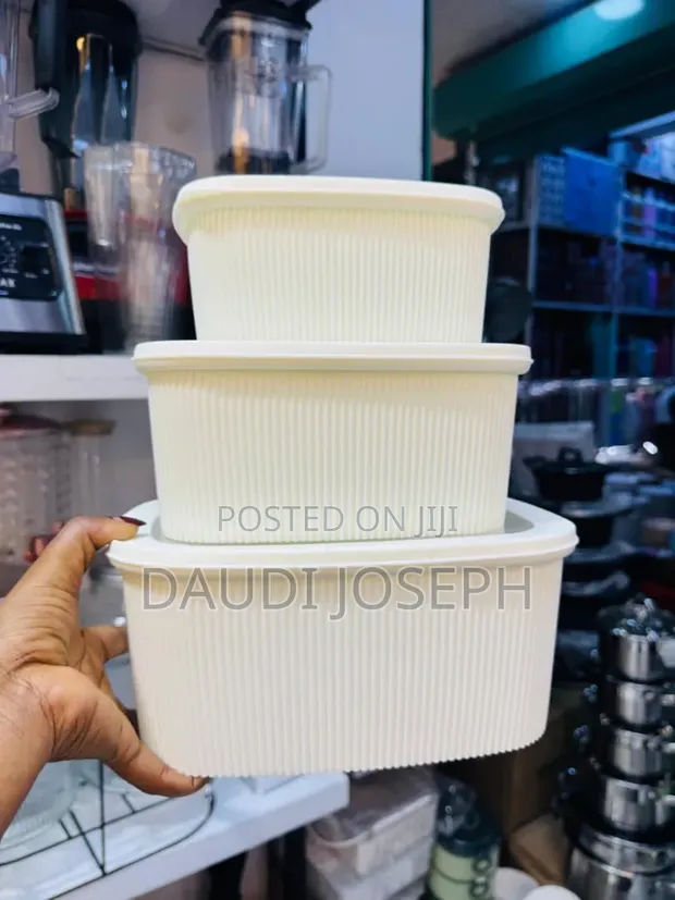 Brand New 3-Piece Food Storage Container Set - 1