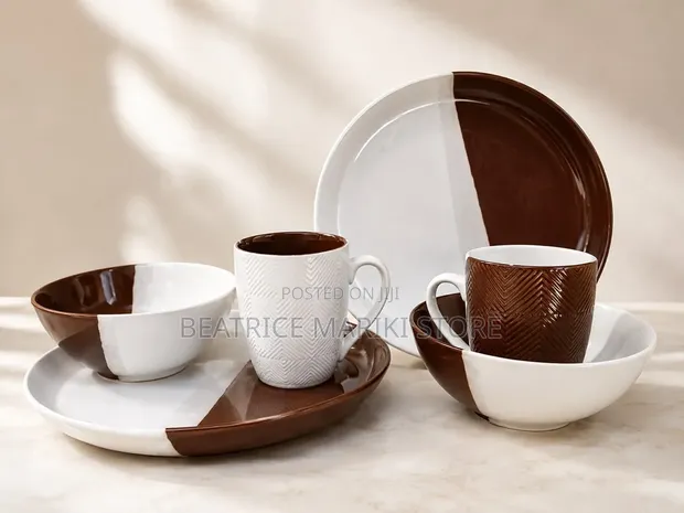 Brand New Ceramic Dinner Set - 16 Pieces - 1