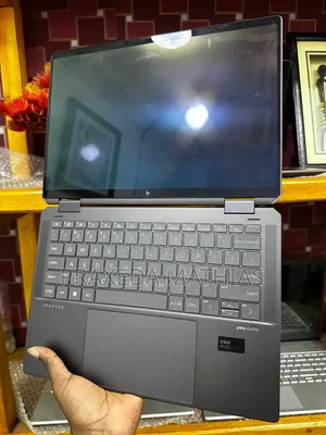 Laptop HP Spectre x360 14" Convertible - Core Ultra 7, 16GB RAM, 512GB SSD