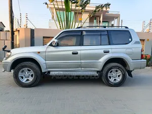 Toyota Land Cruiser Prado TX 2001 Silver