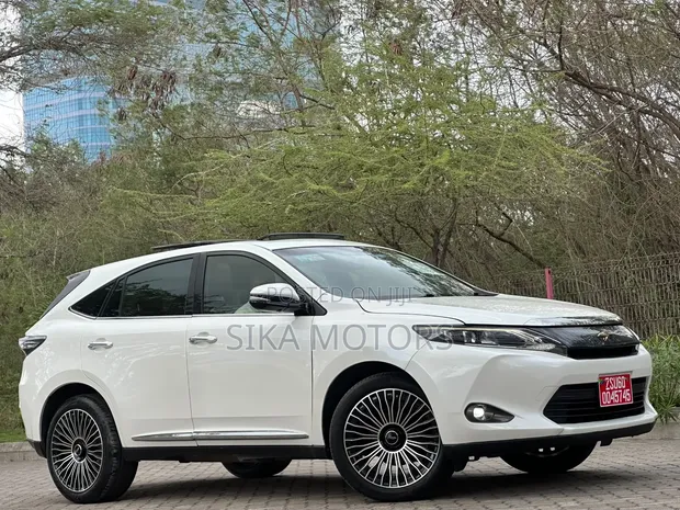 Toyota Harrier 2015 White - 1