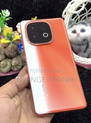 Vivo iQOO Neo 10 256GB Orange (Refurbished)
