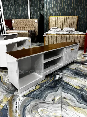 Brand New Showcase - White and Chocolate