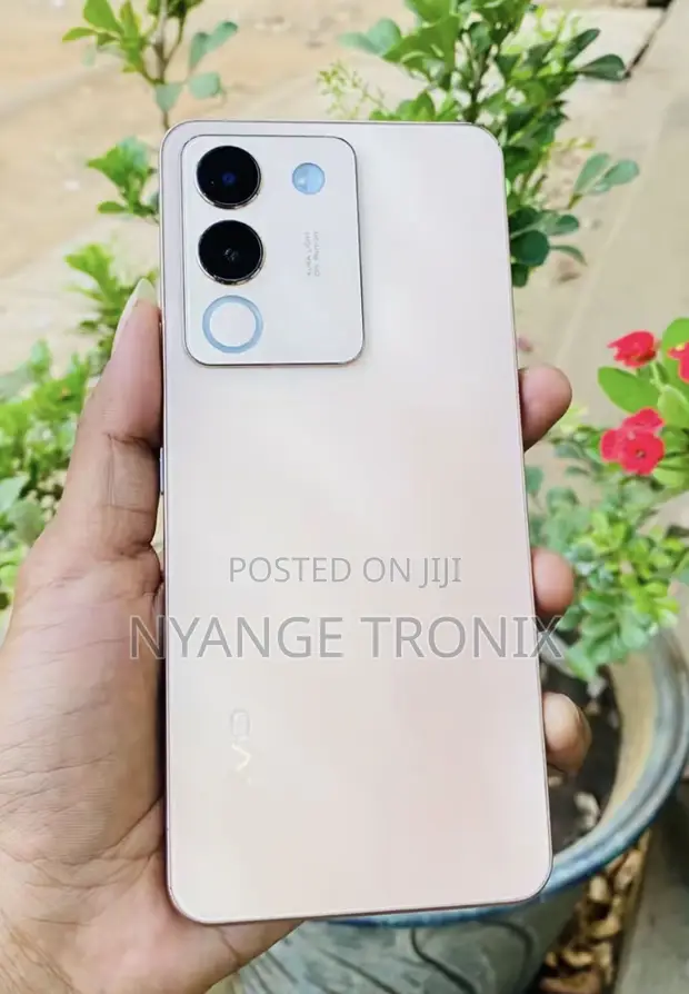 Vivo V29e 5G 256GB Black - 1