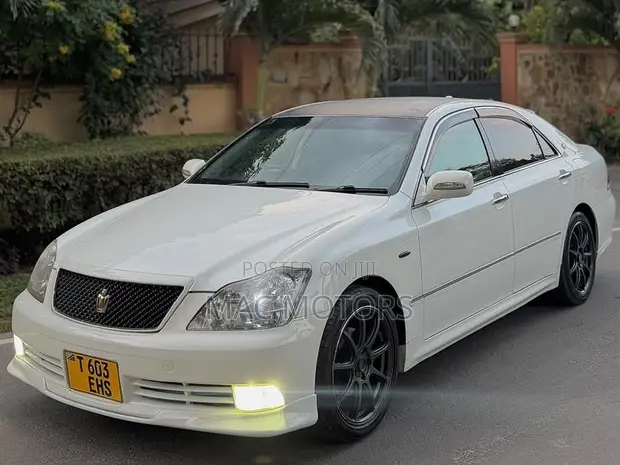 Toyota Crown Athlete 2005 - 1