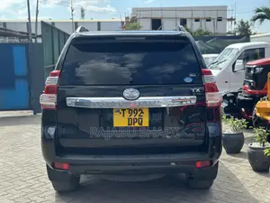 Toyota Land Cruiser Prado 2.7 VVT-i 2014 Nyeusi