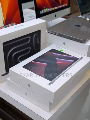 Apple MacBook Pro 2023 M2 Max 32GB RAM 1TB SSD