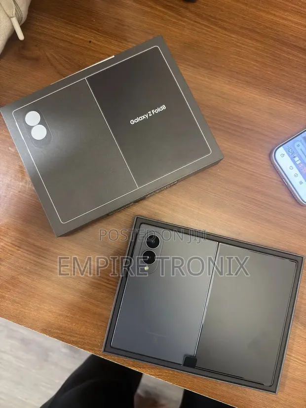 New Samsung Galaxy Z Fold8 512GB Black - 1
