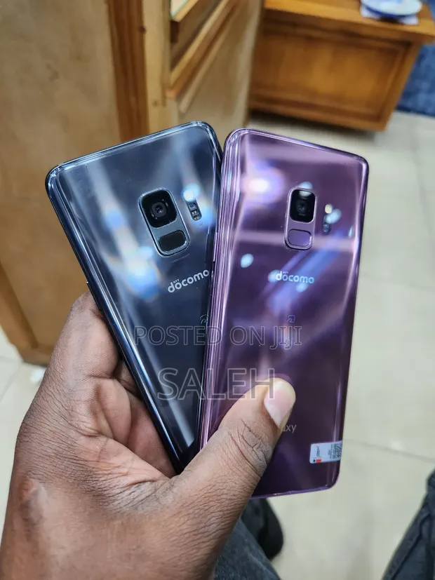 New Samsung Galaxy S9 64GB - 1