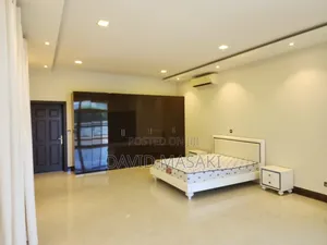 Furnished 5-Bedroom Mansion for Rent in Royal Mansion, Oyster Bay