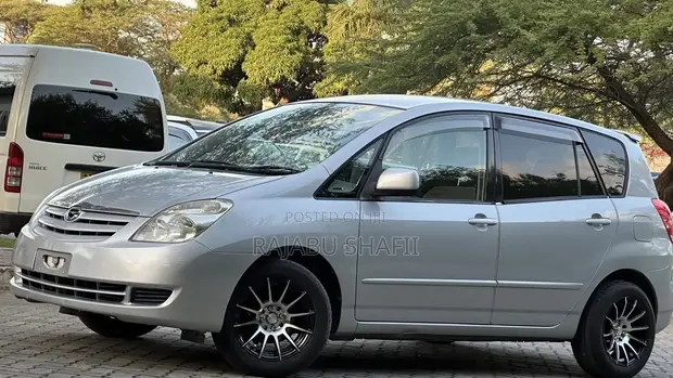 Toyota Corolla Spacio 1.5 X 2004 Silver - 1