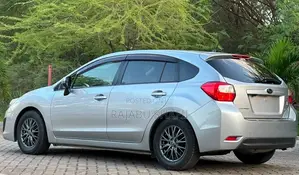 2014 Subaru Impreza 2.0i Limited AWD Hatchback