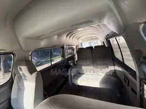 Nissan Caravan (Urvan) 2007 - 12 Seater