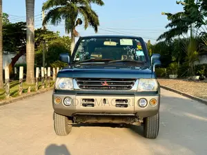 Mitsubishi Pajero Mini 2005 Blue