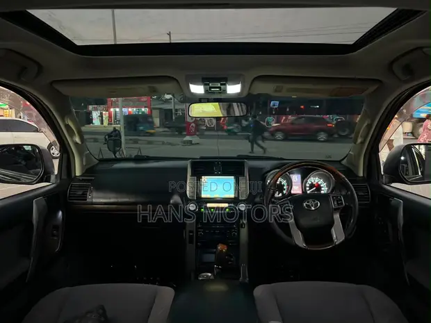 Toyota Land Cruiser Prado 2010 Black - 1