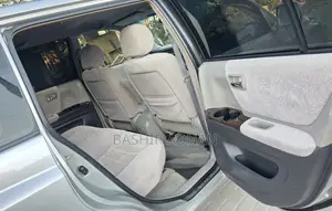 Toyota Kluger V 2001 Silver
