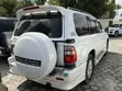 Toyota Land Cruiser 2004 White - 5