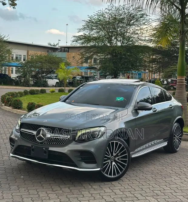 Mercedes-Benz GLC220d AMG Coupe 2017 - 1