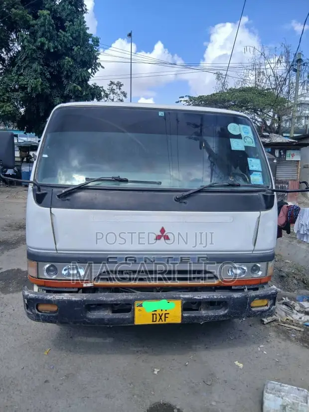 Mitsubishi Canter Tipper Truck - 1