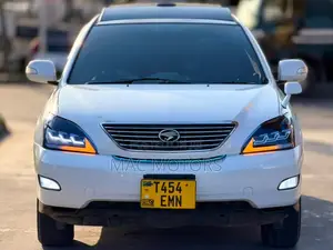 Toyota Harrier 2009 Nyeupe